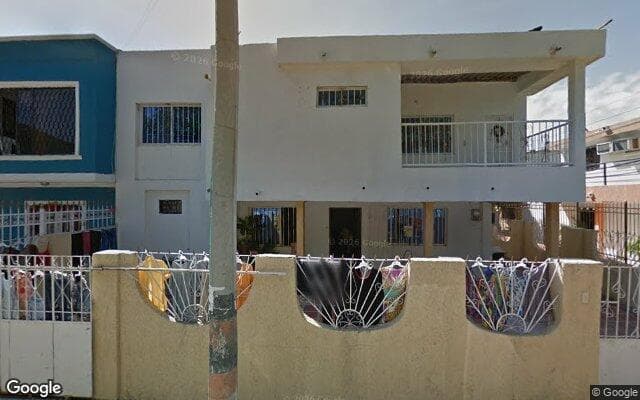 Vista de calle: Apartamento en El Pelicano