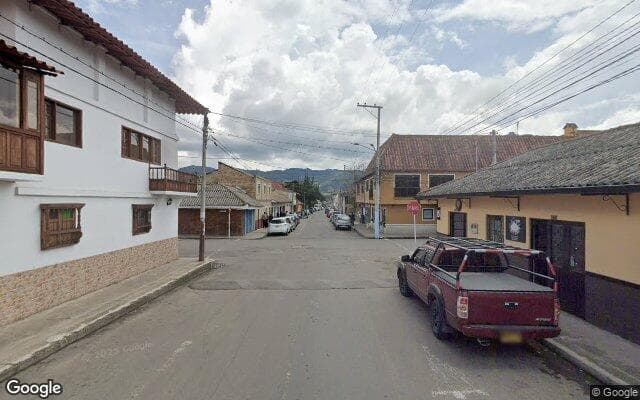 Vista de calle: Lote / Terreno en Subachoque