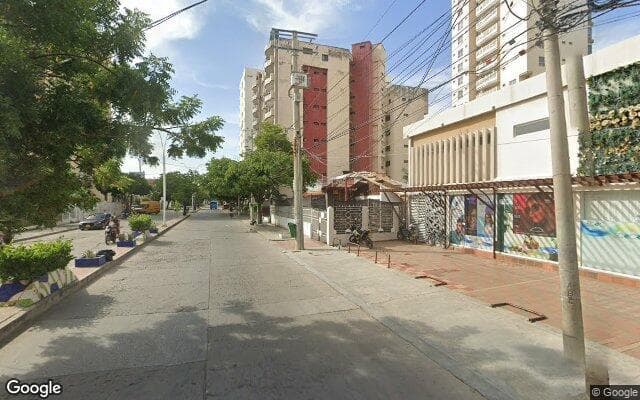 Vista de calle: Inmueble en Santa Marta