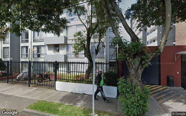 Vista de calle: Apartamento en Bogotá