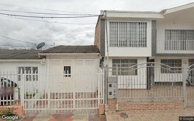 Vista de calle: Casa en Pitalito