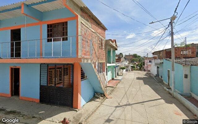 Vista de calle: Local comercial en CALLE 3ª No. 11-01 y 11-03 POR LA AV. 11 No. 3-02-7 3-04 BARRIO CARORA AV. 11 No. 3ª-02/04