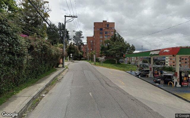 Casa en CARRERA 76A No. 131-21, Bogotá D.C.
