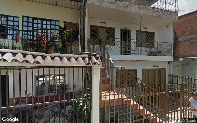 Vista de calle: Casa en Cali