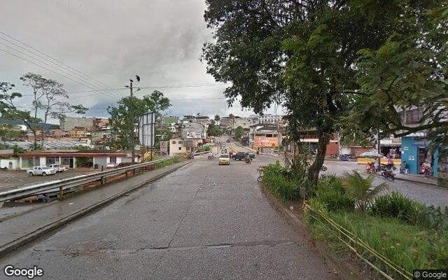Vista de calle: Casa en Pablo VI