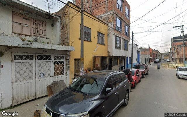 Inmueble en carrera 75 No. 68 - 26 de la ciudad de Bogotá