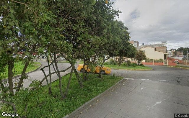 Vista de calle: Casa en Urbanización Cantarana