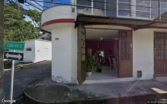 Inmueble en calle 48B No. 51-08