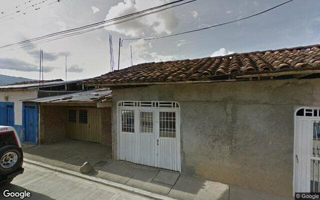Vista de calle: Casa en Riofrío