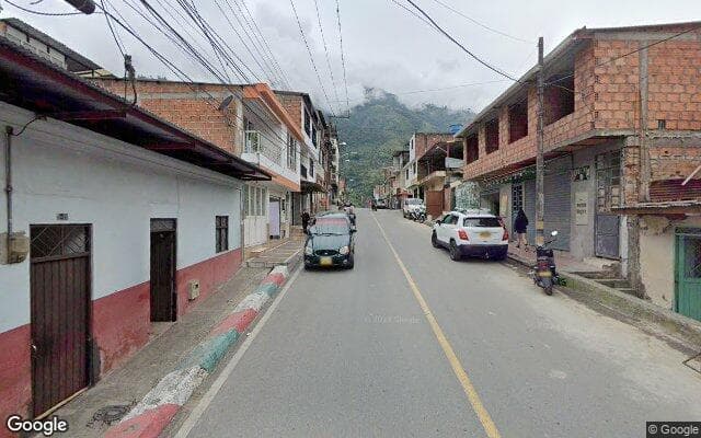 Vista de calle: Oficina en Cajamarca